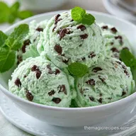 Mint Chocolate Chip Ice Cream: 8 Servings